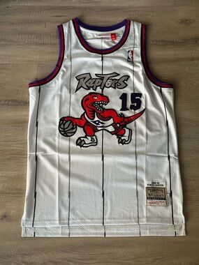 Vince Carter Mitchell & Ness White Toronto Raptors #15 Hardwood Classics Jersey
